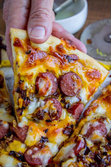 Hot Dog Pizza Recipes, Hot Dog Bread, Lunch Pizza, Dog Pizza, Hot Dog Pizza, Pizza Dog, Pizza Hot, Hot Dog Toppings, Dog Bread