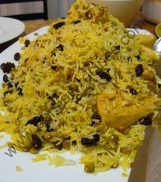 adas-polo (Persian Lentil-rice); you may also add minced meat Adas Polo, Rice With Lentils, Persian Food Recipes, Persian Sweets, Lentil Rice, Iranian Dishes, Rice Lentils, Lentils Recipe, Persian Rice