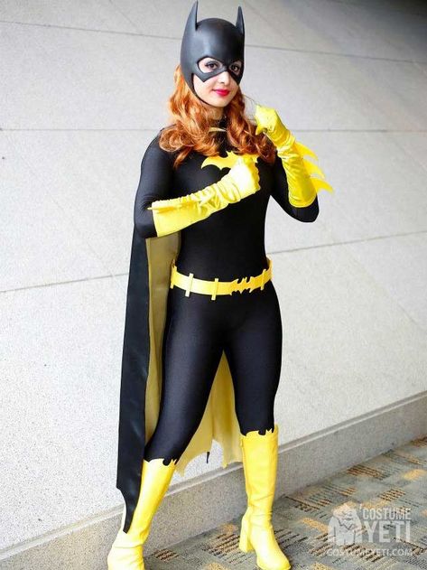 Homemade Batgirl Adult Costume - Costume Yeti Batgirl Costume Diy, Batwoman Costume, All Batman, Batwoman Cosplay, Incredible Costume, Batman Costume Diy, Superhero Costumes Female, Batgirl Cosplay, Batgirl Costume