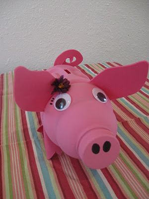 Recycled Piggy Bank Tutorial Homemade Piggy Banks, Piggy Bank Diy, Recycling Facts, Recycling Projects, Hawaiian Crafts, Diy Recycled Projects, Pig Crafts, Children's Activities, Animal Crafts For Kids