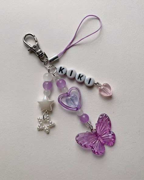 Girly Bracelets, Butterfly Keychain, Diy Jewelry Set, Diy Hair Accessories Ribbon, Bead Keychain, Keychain Ideas, Diy Jewelry Unique, Strap Phone, Manik Manik