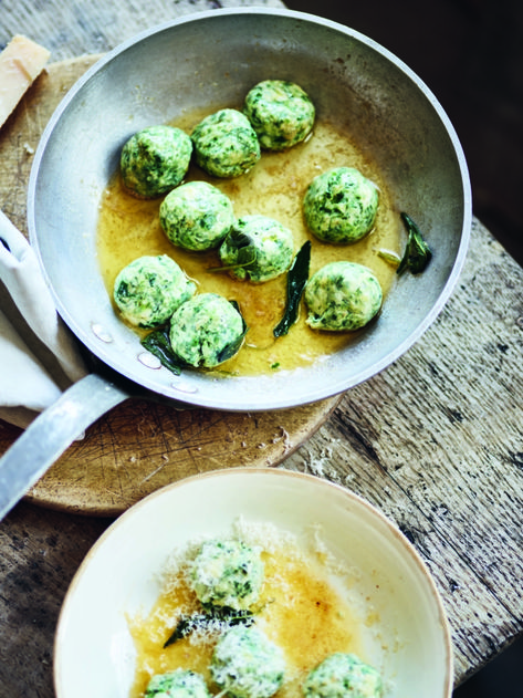 Ricotta Gnudi Recipe, Gnudi Recipe, Ricotta Gnudi, Pasta Grannies, Spinach And Ricotta, Spinach Ricotta, Italian Recipes Traditional, Veggie Food, Carb Free