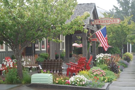 Lumberyard Rotisserie and Grill, Cannon Beach - Menu, Prices & Restaurant Reviews - TripAdvisor Cannon Beach Restaurants, Cannon Beach Oregon, Cascade Mountains, Cannon Beach, Outdoor Decor Backyard, Best Dining, Oregon Coast, Restaurant Review, Best Restaurants