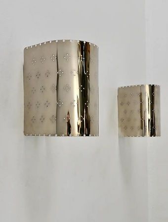 lighting, light fixture, sconce, home accents, home decor, home accessories I Love Lamp, Interior Design Guide, Lightbulbs, Brass Lighting, Brass Wall, Back Plate, Lighting Inspiration, Home Interior, Home Lighting