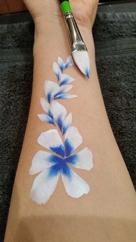 Face Paint Arm, Face Painting Flowers, Bodysuit Tattoos, Girl Face Painting, Chalk Ideas, Arm Painting, Leg Painting, Leg Art, Skin Paint