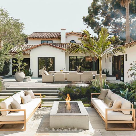 Sneak Peek: Modern Spanish-Style Client Backyard! Backyard With Fire Pit, Modern Mediterranean Backyard, Patio Ideas Furniture, Spanish Style Backyard, Spanish Backyard, Spanish Patio, Mediterranean Backyard, Modern Spanish Style, Courtyard Cafe