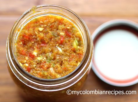 Aliños Colombianos (Seasoning Paste) | My Colombian Recipes Colombian Sauces, Colombian Dinner, Columbian Food, Columbian Recipes, Colombian Recipes, Colombian Cuisine, Peruvian Food, Dominican Food, Colombian Food