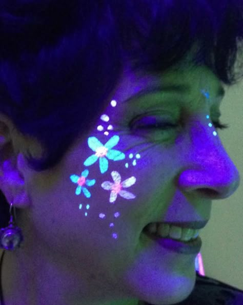 Glow in the Dark Tattoos | Airbrush Tattoos | Clowning Around Rave Face Paint, Glow In The Dark Tattoo, Glow Face Paint, Uv Face Paint, Neon Face Paint, Clown Face Paint, Cool Face Paint, Dark Deco, Dark Tattoos