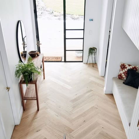 Oak Flooring Herringbone, Parquetry Flooring Herringbone, Timber Flooring Ideas, Limed Oak Floor, Living Room Parquet Floor, Light Oak Parquet Flooring, Oak Herringbone Floor Hallway, Timber Floor Living Room, Herringbone Oak Flooring