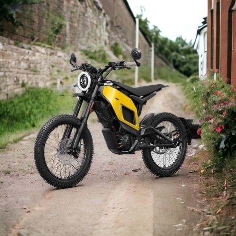 A side view of the NIU XQi3 Electric motorcycle parked on a gravel road in the city. Street Legal Dirt Bike, Electric Bike Bicycles, Electric Dirt Bike, Off Roaders, Mopeds, Motorcycle Girl, E Bike, Electric Motor, Electric Scooter