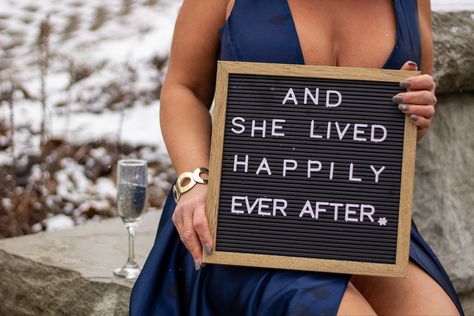 Happily Divorced Photoshoot, Divorce Shower Ideas, Divorced Pictures, Divorced Af Photo Shoot, Divorce Photo Shoot Black Dress, Just Divorced Photoshoot, Divorce Photo Shoot Ideas Black Dress, Post Divorce Photoshoot, Divorce Pictures Photo Shoot