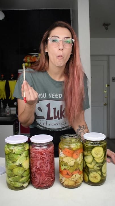 Curtido Recipe, Fermentation Recipes, Easy Eat, Pickled Veggies, Healthy Sweets Recipes, Pickling Recipes, Food Videos Cooking, Fruit And Veg, Diy Food