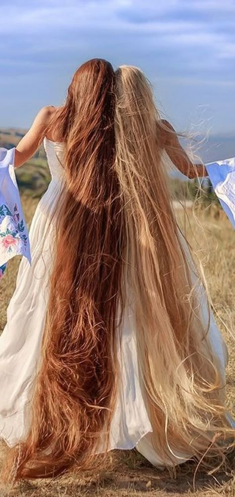 Real Life Rapunzel Hair, Crazy Long Hair, Extreme Long Hair Hairstyles, Super Long Red Hair, Long Natural Blonde Hair, Very Long Hairstyles, Scottish Hair, Floor Length Hair, Woman With Long Hair