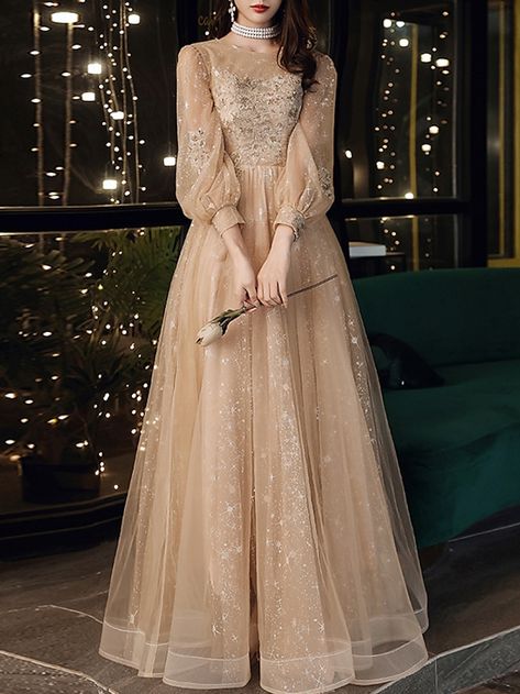 Junior Prom Dresses Long Sleeve, Senior Prom Dresses Long Sleeve, Fall Dress Prom, Prom Dresses Long Sleeved, Dresses For Wedding Guests Pakistani, Black Tie Wedding Guest Dress Modest, Fall Occasion Dress, Winter Themed Dresses, Sleeves Designs For Gowns