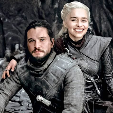 Jon Snow And Daenerys Wallpaper, Jon Snow And Daenerys Aesthetic, Ygritte And Jon Snow, Jon Snow Daenerys Targaryen, Daenerys Targaryen And Jon Snow Fan Art, Daenerys Targaryen Outfits, Dany And Jon, Daenerys Targaryen Jon Snow Fan Art, Rhaegar And Lyanna