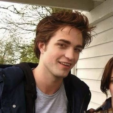 Dylan O Brian, Robert Patterson, Edward Cullen Robert Pattinson, Team Edward, Robert Pattinson Twilight, Robert P, Robert Douglas, Twilight Edward, Twilight Pictures