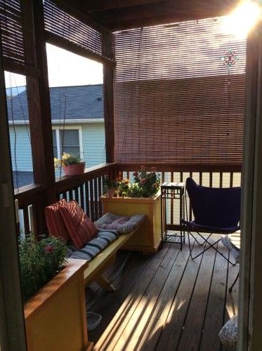 Outdoor Balcony Curtain Ideas, Small Covered Balcony Ideas, Balcony Blinds Ideas, Balcony Shade Ideas, Shade For Balcony, Blinds For Balcony, Porch Blinds, Fall House Exterior, Fall Houses Exterior