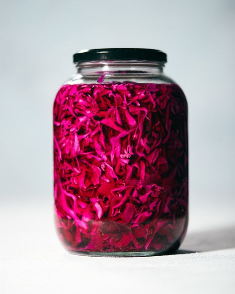 Pickled Red Cabbage | Evergreen Kitchen | Vegan, Gluten Free Evergreen Kitchen, Falafel Pita, Pickled Red Cabbage, Red Cabbage Recipes, Quick Pickled Onions, Tabbouleh Salad, Quick Pickled, Pickled Cabbage, Falafels