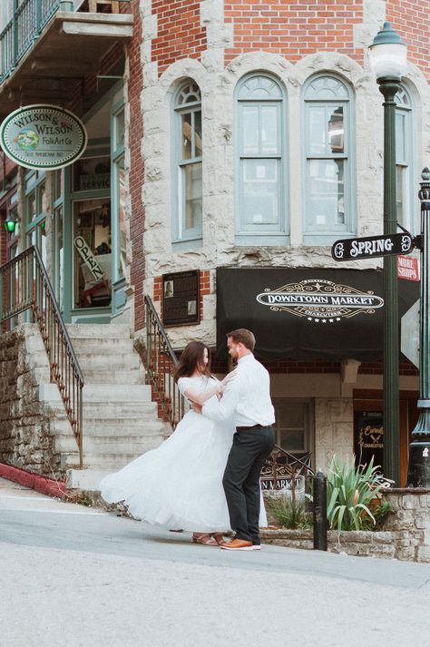 A bride and groom walk the streets of Eureka Springs, Arkansas on their elopement day Eureka Springs Elopement, Arkansas Elopement, Eureka Springs Ar, Eureka Springs Arkansas, Curiosity Shop, Eureka Springs, Elopement Locations, Art Galleries, Historic Buildings