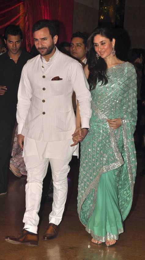 Saif Ali Khan Kurta, Saif And Kareena, Saif Kareena, Mint Green Saree, Kareena Kapoor Saree, Bollywood Sarees Online, Green Sari, Indian Groom Wear, Indian Couple