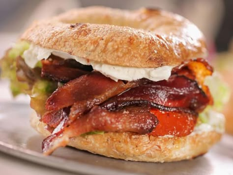 Pepper Cream Cheese, Bacon Oven, Cream Cheese Recipe, Cheese All, Oven Roasted Tomatoes, Slow Roasted Tomatoes, Blt Sandwich, Homemade Bagels, Cream Cheese Recipes