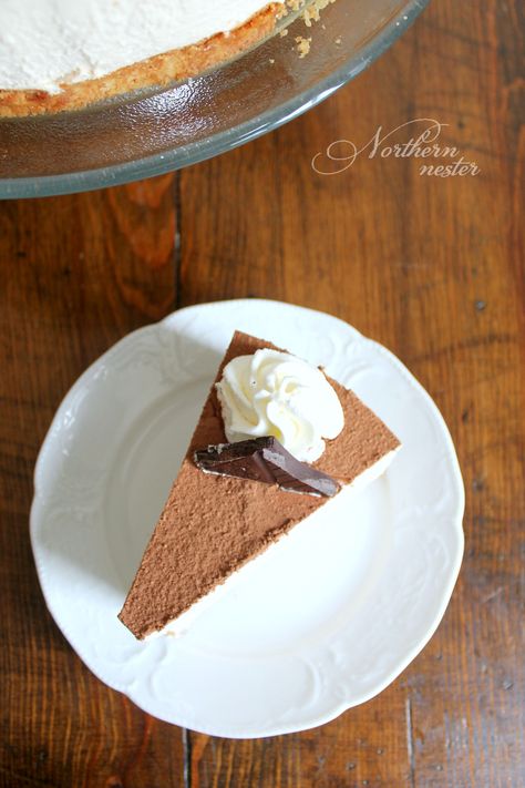 This low-carb, no-bake cappuccino cheesecake is the perfect ending to your meal. Not too sweet and made without any special ingredients, it's a THM S. Cappuccino Cheesecake, Cappuccino Maker, Thm Desserts, Cappuccino Machine, Cappuccino Coffee, Italian Coffee, Trim Healthy Mama, Desserts To Make, Trim Healthy