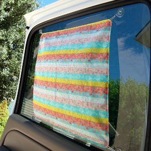 With the days of hot sunshine fast-approaching, now is the perfect time to start sewing up some easy sewing projects for the summer. This DIY Car Sun Shade is the perfect place to start. Fat Quarter Projects, Sewing Tutorials Free, Car Sun Shade, Diy Car, Easy Sewing Projects, Diy Couture, Fabric Projects, Sun Shade, Baby Sewing