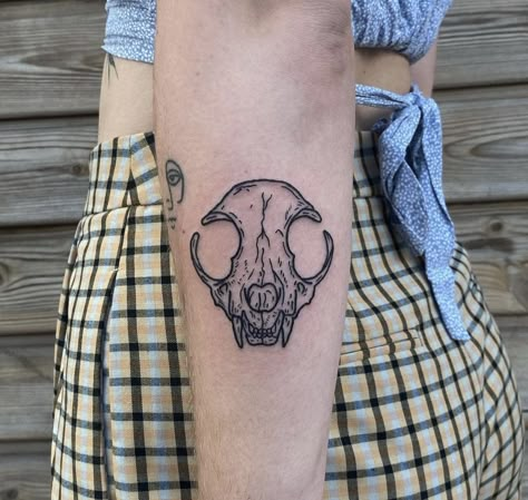 Spooky Fine Line Tattoos, Animal Jaw Tattoo, Moving Elbow Tattoo, Dead Animal Tattoo, Animal Bone Tattoo, Rabbits Foot Tattoo, Lobotomy Tattoo, Bones Tattoo Ideas, Matchbook Tattoo