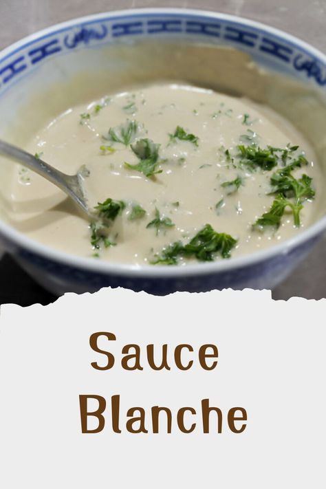 Découvrez comment préparer une sauce blanche crémeuse et savoureuse pour accompagner vos plats. Breakfast Food Truck, Breakfast Food, Food Truck, Breakfast Recipes, Sauce, Diet