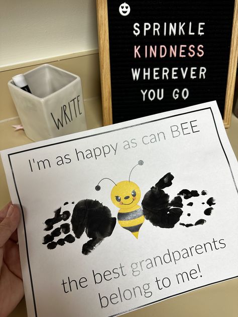 Grandparents Day For School, Grandparents Day Projects For Kids, Prek Grandparents Day Activities, Printable Grandparents Day Crafts, Grandparents Day At Preschool, Grandparents Day Gift From Infant, Grandparents Day Crafts For Elementary Kids, Grandparent's Day Craft Preschool, Grandparents Week Preschool