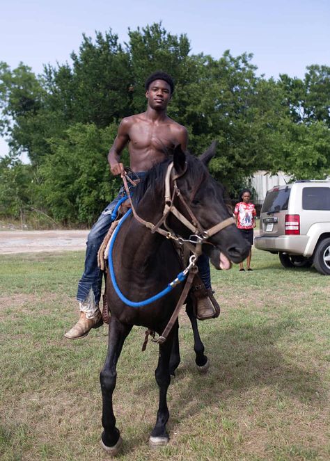 Rodeo Cowboys, Texas Cowboys, Trail Ride, Real Cowboys, Cowboy Aesthetic, Black Cowboys, Black Cowgirl, Cowboy Girl, Black Cowboy