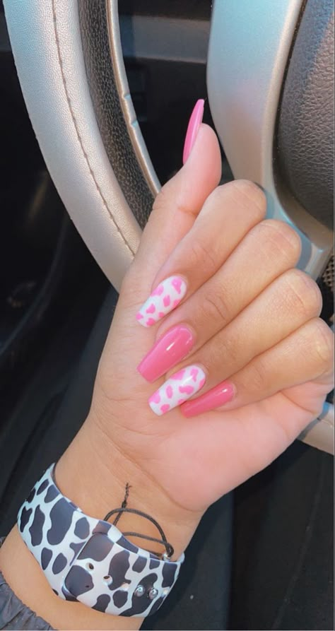 Nail Ideas Cow Print Pink, Spring Cow Print Nails, Fun Valentines Nails Square, Country Nails Pink, Back To School Nails 2023, Cow Print Valentine Nails, Girly Acrylic Nails Designs Pink, Pink Cowgirl Nails, Nail Art Coffin Shape