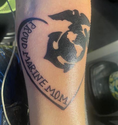 Marine Mom Tattoos Ideas, Usmc Mom Tattoo, Marine Mom Tattoo, Marine Corps Mom, Marine Corps Tattoos, Marine Parents, Marines Boot Camp, Tattoo Kids, Usmc Mom