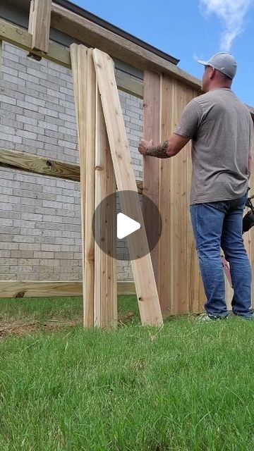 New to woodworking or having trouble with certain woodprojects? Whether you are a beginner woodworker or expert, these woodworkingtips  f... | Instagram Wood And Lights Outfoor, Diy Backyard Decor, Candy Land, Front Porch Ideas Curb Appeal, Candy Land Christmas Decorations Outdoor, Farmhouse Front Porches, Construction Diy, Christmas Float Ideas, Instagram Diy