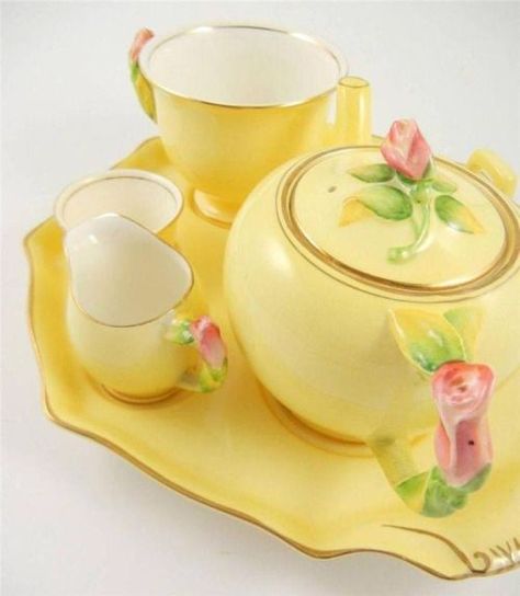 Yellow Breakfast, Yellow Cottage, Yellow Tea, Royal Winton, Pretty China, Breakfast Set, English Breakfast, Breakfast Tea, Coffee Pots