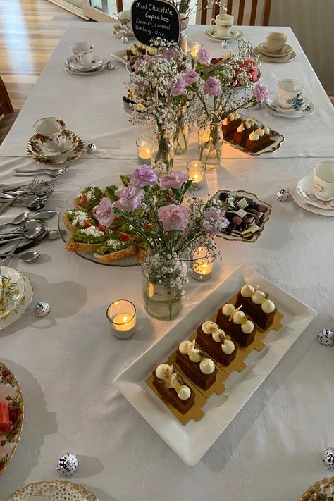 Cake Table Set Up Birthday Simple, Birthday Morning Table, Birthday Table Setting Ideas Simple, Simple Birthday Table Set Up, Afternoon Tea Grazing Table, Rustic Afternoon Tea, Afternoon Tea Aesthetic Simple, English Afternoon Tea Aesthetic, Party Snack Table