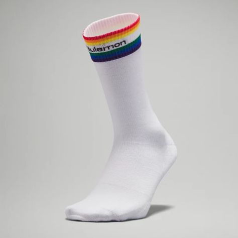 Lululemon Daily Stride Comfort Crew Sock Size Small Shoe Size 4-6 New With Tags White Rainbow Socks, Crew Sock, Lulu Lemon, Liner Socks, No Show Socks, Lululemon Women, Powerful Women, Leg Warmers, Crew Socks