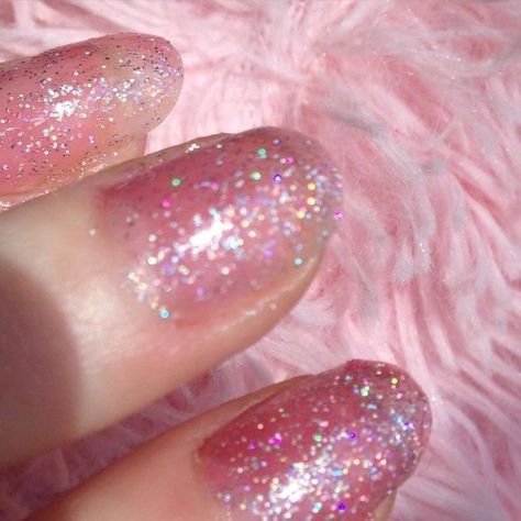 Really Cute Nails, Candice Swanepoel, Pinkie Pie, Cherry Bomb, Funky Nails, Swag Nails, Pink Aesthetic, How To Do Nails, Maquillaje De Ojos