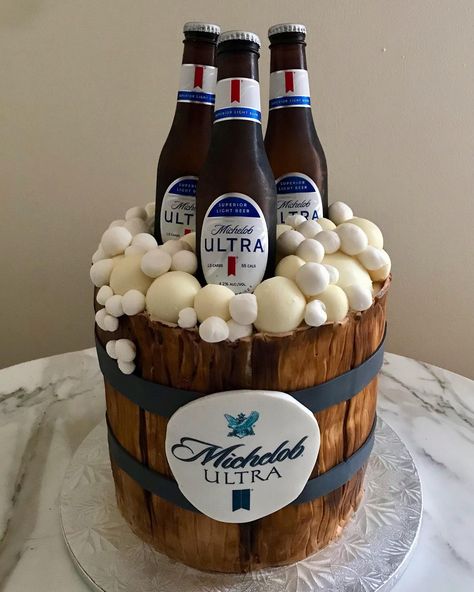 Michelob Ultra Beer Cake, Michelob Ultra Cake, Michelob Ultra Beer, Sweets Ideas, Best Edibles, Beer Cake, Edible Image Cake, Michelob Ultra, Cake Boss