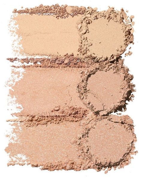 Casey Holmes x Smashbox Spotlight Palette in Pearl Casey Holmes, Powder Texture, Gel Powder, Ecommerce Design, Perfume Making, Highlighter Palette, Makeup Photography, Two Faces, Beautiful Rose Flowers