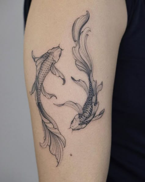 Koi Fish Tattoo Japanese Fish Tattoo, Jasmine Tattoo, Koi Fish Tattoos, Pisces Tattoo Designs, Koi Tattoo Design, Pisces Tattoos, Star Tattoo Designs, Henna Body Art, Koi Tattoo