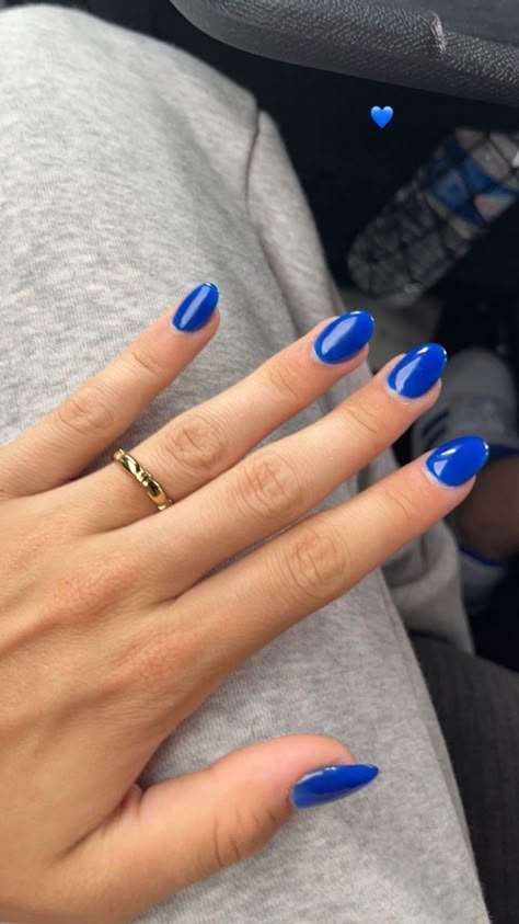 Nails 2023 Solid Color, Short Almond Royal Blue Nails, Single Nail Colors, Soild Nails Acrylic, Round Nails Solid Color, Electric Blue Almond Nails, Solid Dip Nail Colors, Dark Blue Dip Nails, Blue Oval Acrylic Nails