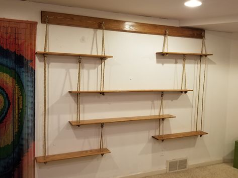 Diy Shelves Design, Diy Shelves Ideas, Shelves Bedroom, Hanging Rope Shelves, Tv Fal, Shelves Ideas, Diy Hanging Shelves, Diy Accent Wall, Shelves Diy