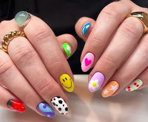 2024 Images, Bow Nail Art, Summer Gel Nails, Retro Nails, September Nails, Broken Nails, Happy Nails, Estilo Hippie, Best Nail Art Designs