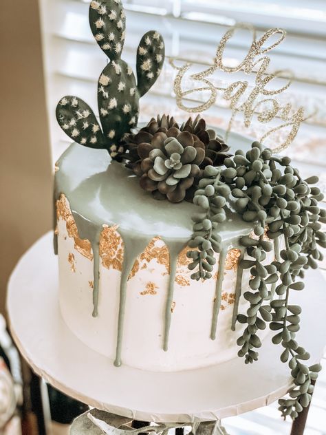 Succulent Gender Reveal, Earth Tone Baby Shower Ideas Boy, Baby Shower Succulents, Baby Shower Earthy Theme, Plants Baby Shower Theme, Watch Me Grow Baby Shower Theme, Earthy Baby Shower Theme, Desert Themed Baby Shower Ideas, Organic Baby Shower Theme