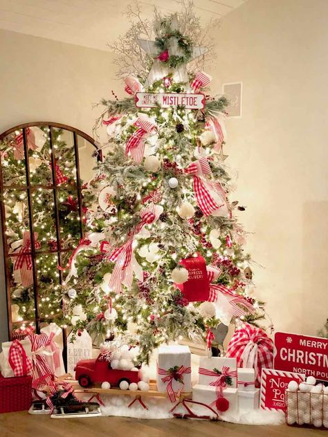 Red and White Christmas Tree Ribbon Ideas Ribbon On Tree, Champagne Christmas Tree, Christmas Trees Decorated, Christmas Tree Picks, Christmas Tree And Fireplace, Christmas Tree Pictures, Tree Ribbon, Christmas Tree Sale, Fabric Christmas Trees