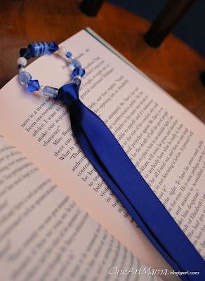 Bead Bookmark Diy, Beaded Bookmarks Diy Tutorials, Bookmark Tutorial, Handmade Bookmarks Diy, Bookmark Craft, The Color Blue, Beaded Bookmarks, To My Friend, Diy Bookmarks