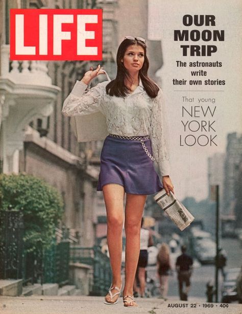 LIFE Magazine, August 22, 1969 1969 Fashion, Life Magazine Covers, Life Cover, Sixties Fashion, Fashion Cover, Time Life, After Life, Vintage Life, 1960s Fashion