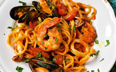 An easy seafood linguine packed with prawns, squid and mussels Seafood Linguine Recipe, Seafood Linguine, Linguine Recipes, Rick Stein, Seafood Menu, Seafood Pasta Recipes, Seafood Platter, Easy Seafood, Shellfish Recipes