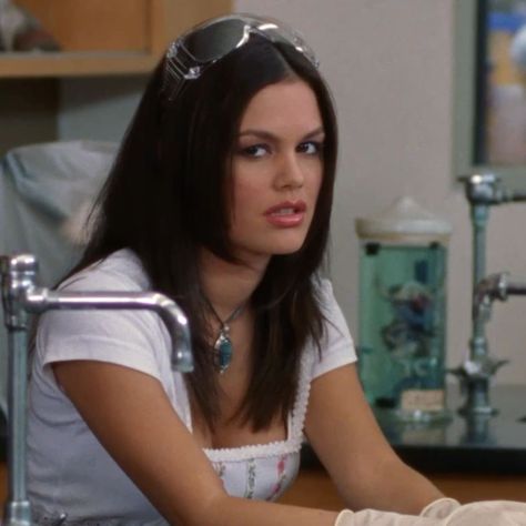 Rachel Bilson The Oc, Summer The Oc, Summer Roberts, Oc California, Normal Girl, Rachel Bilson, Just Style, The Oc, Tv Girls